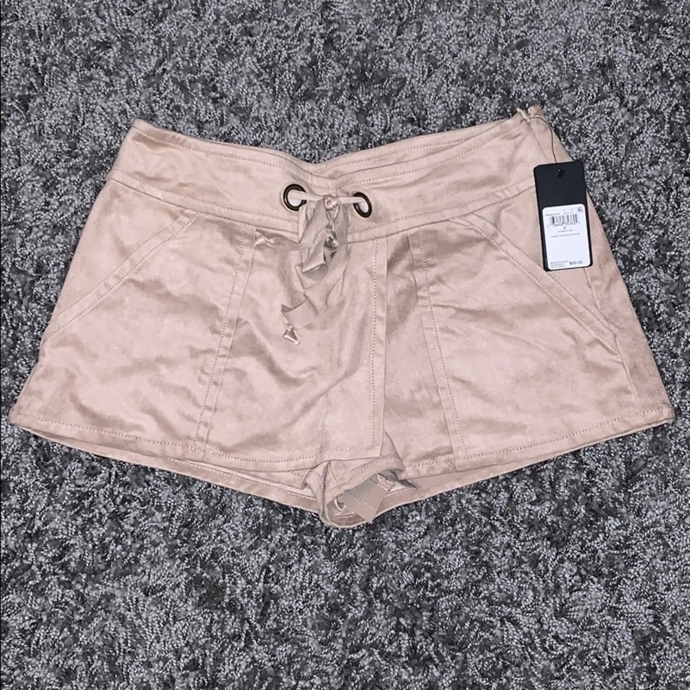 Beige suade GUESS skort